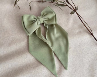 Chiffon Pistachio Green Double Hair Bow Sailor Bow Accessory for Girl Small Green Bow for Woman Gift Hen Do Bow Party Ligth Weight Hair Bow