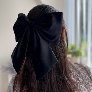 Black Big Satin Bow Large Hair Bow for Party Oversized Bow With