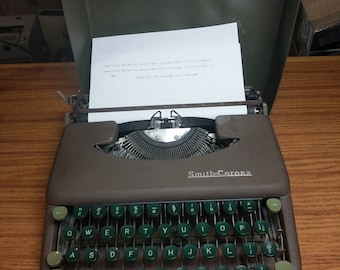 1951 Smith Corona Skyriter ultra portable typewriter