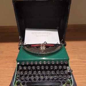 1930 Emerald and Kelly Green Remington Portable #3 typewriter with case