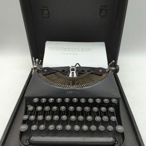 1940 Remington Remette portable manual typewriter with case