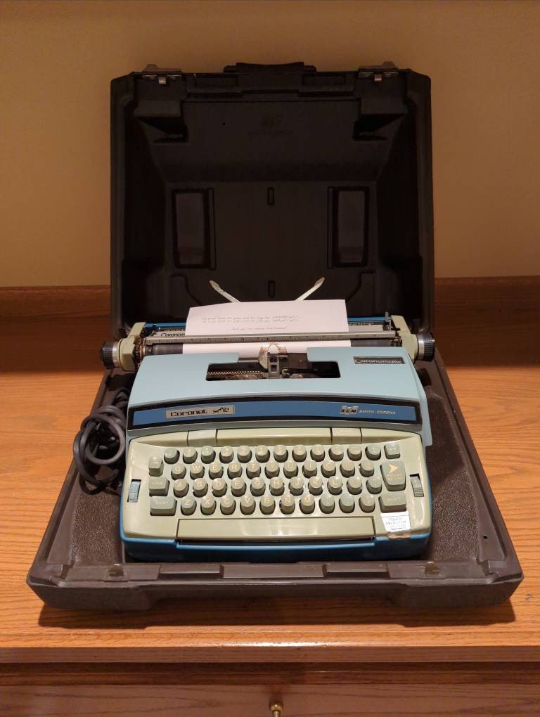Vintage Smith Corona Karmann Ghia Super G Portable Typewriter (c.1970s –