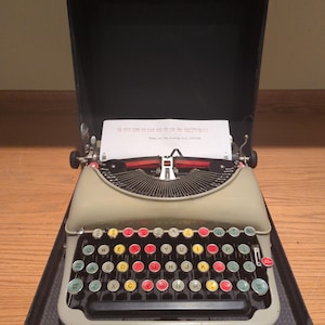 1936 Glossy Tan Remington Rand Portable 5 Streamline portable manual typewriter with case - colored keys!