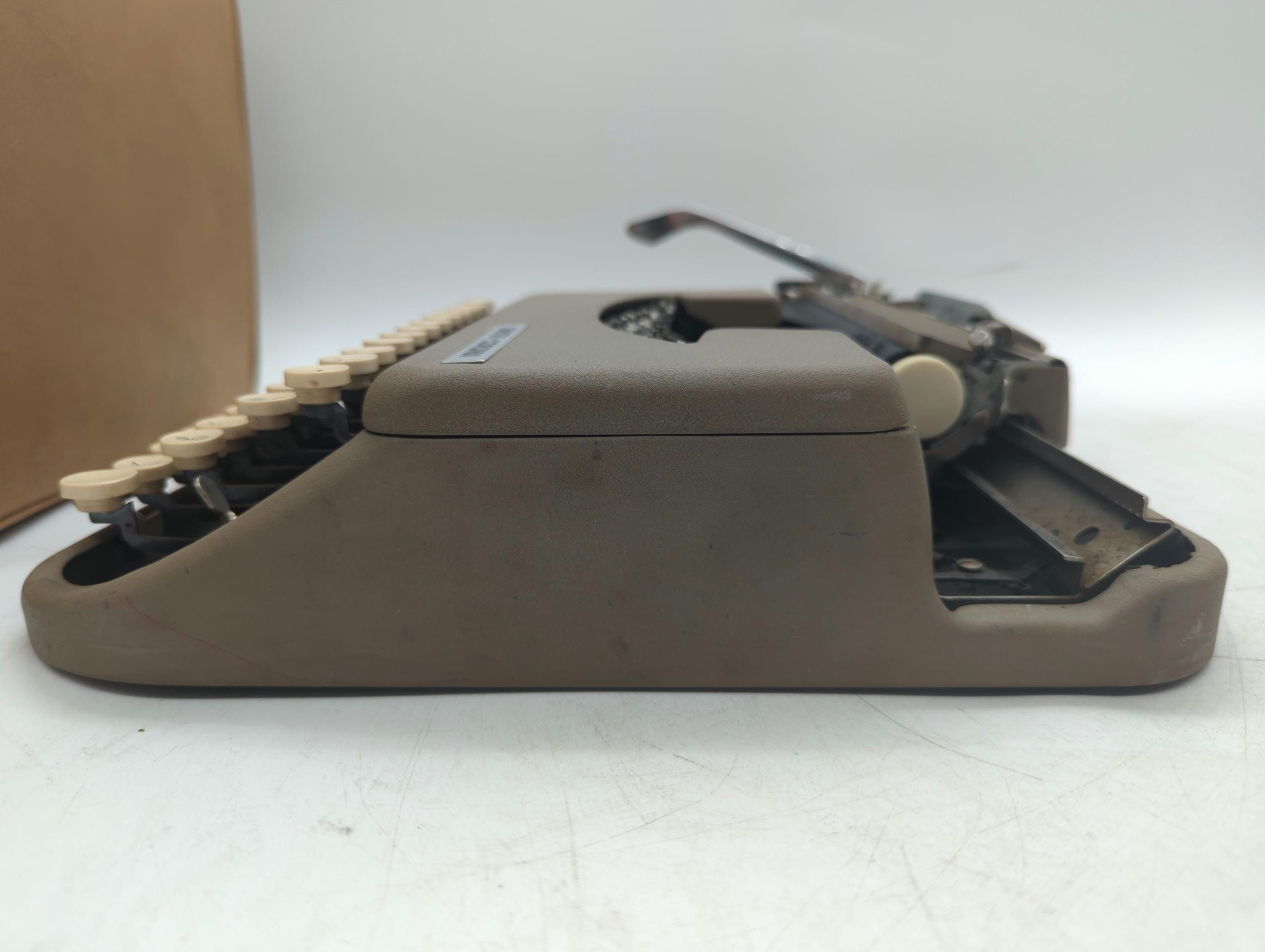 1959 Smith Corona Skyriter Ultra Portable Manual Typewriter