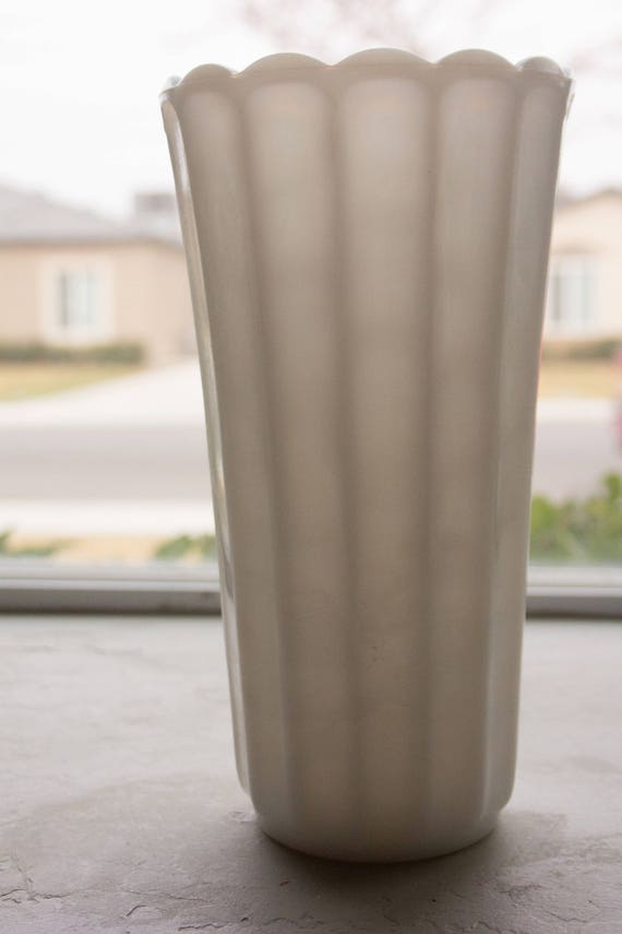 Unique Tulip Milk Glass Vase il 570xN 9w7z