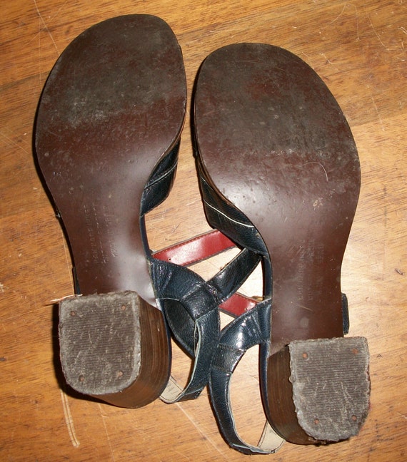 Vintage 2 Pairs of Sandals - image 8