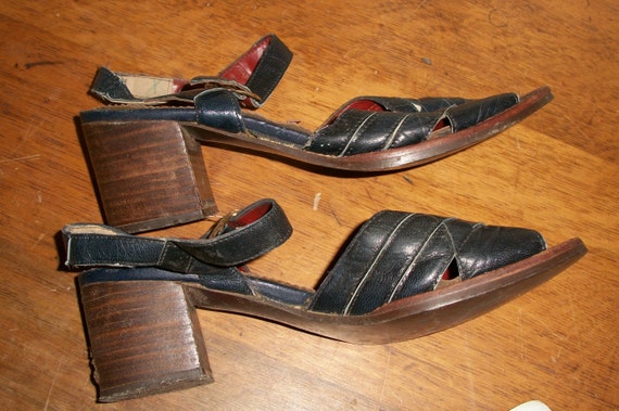 Vintage 2 Pairs of Sandals - image 3