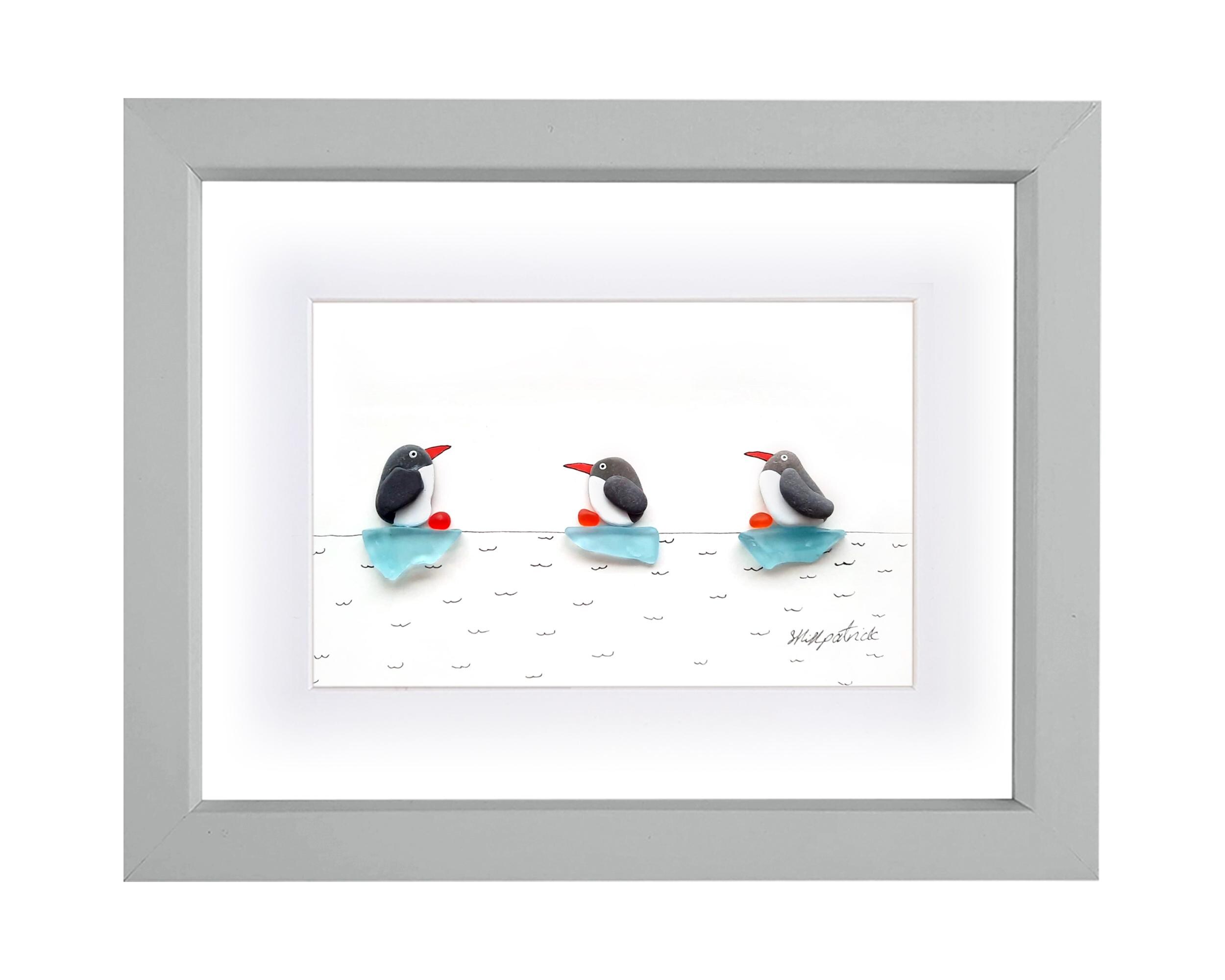 ペンギン - 小石アート＆シーグラス絵画 - 手作りの額入りペンギン