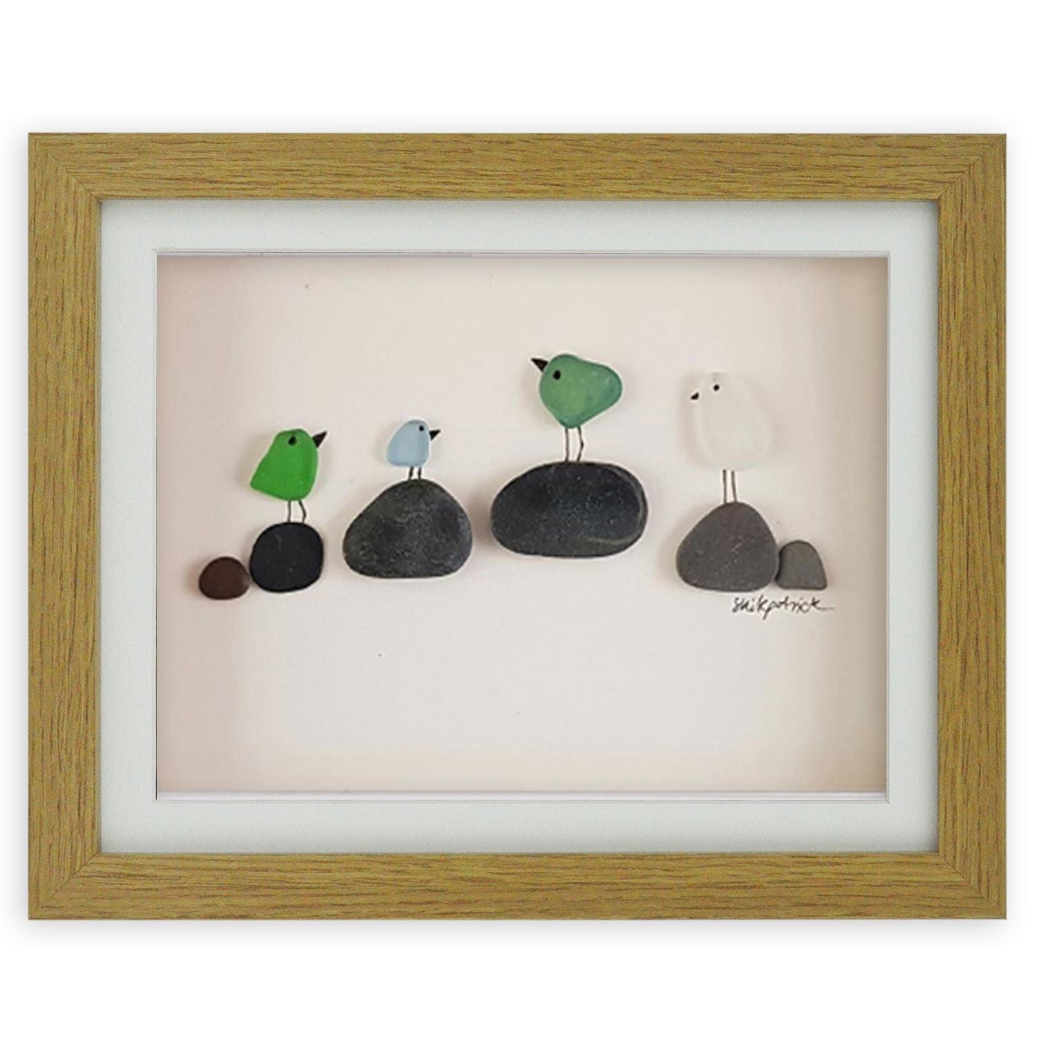 岩の上の鳥 - ユニークな小石アートとシーグラスの絵 - 額入り