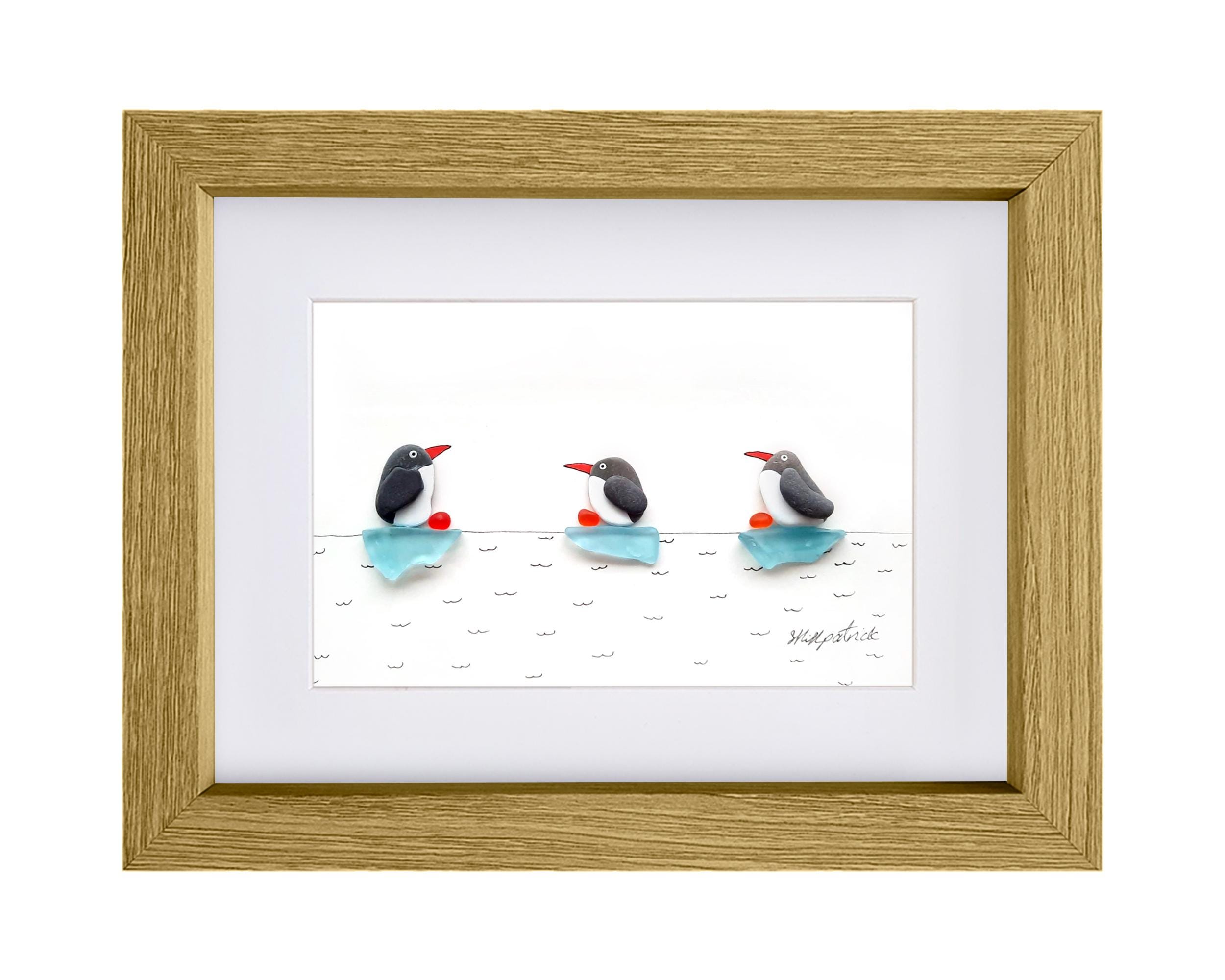 ペンギンとシーグラス/原画イラスト ペンギン - 小石アート＆シーグラス絵画 - 手作りの額入りペンギン