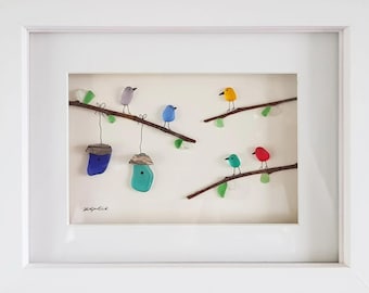 色鮮やかな鳥たち - シーグラスと流木を使った絵画 - 手作りの額装