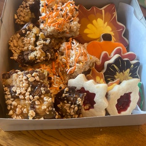 Fall, Halloween or Thanksgiving sweet treats box