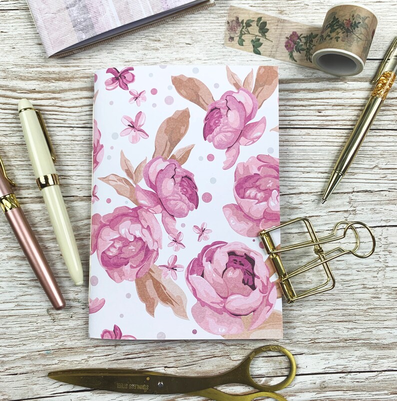 Diario creativo sottile con carte speciali Taccuino da viaggio con carta Kraft, pergamena, gelso, carta fatta a mano Diario spazzatura di varie dimensioni immagine 9