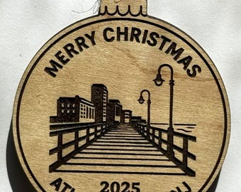 Adorno navideño del paseo marítimo de Atlantic City: adorno de madera para árbol de Navidad, hecho a mano y grabado con láser.