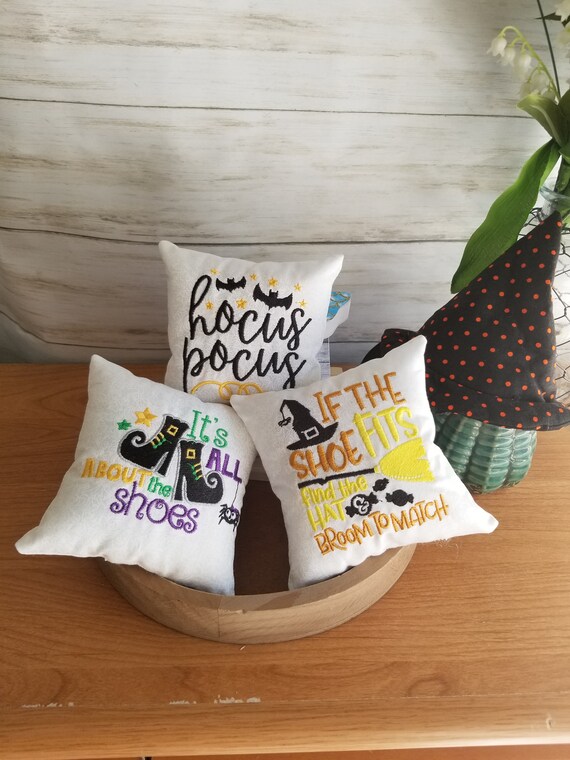 mini pillows