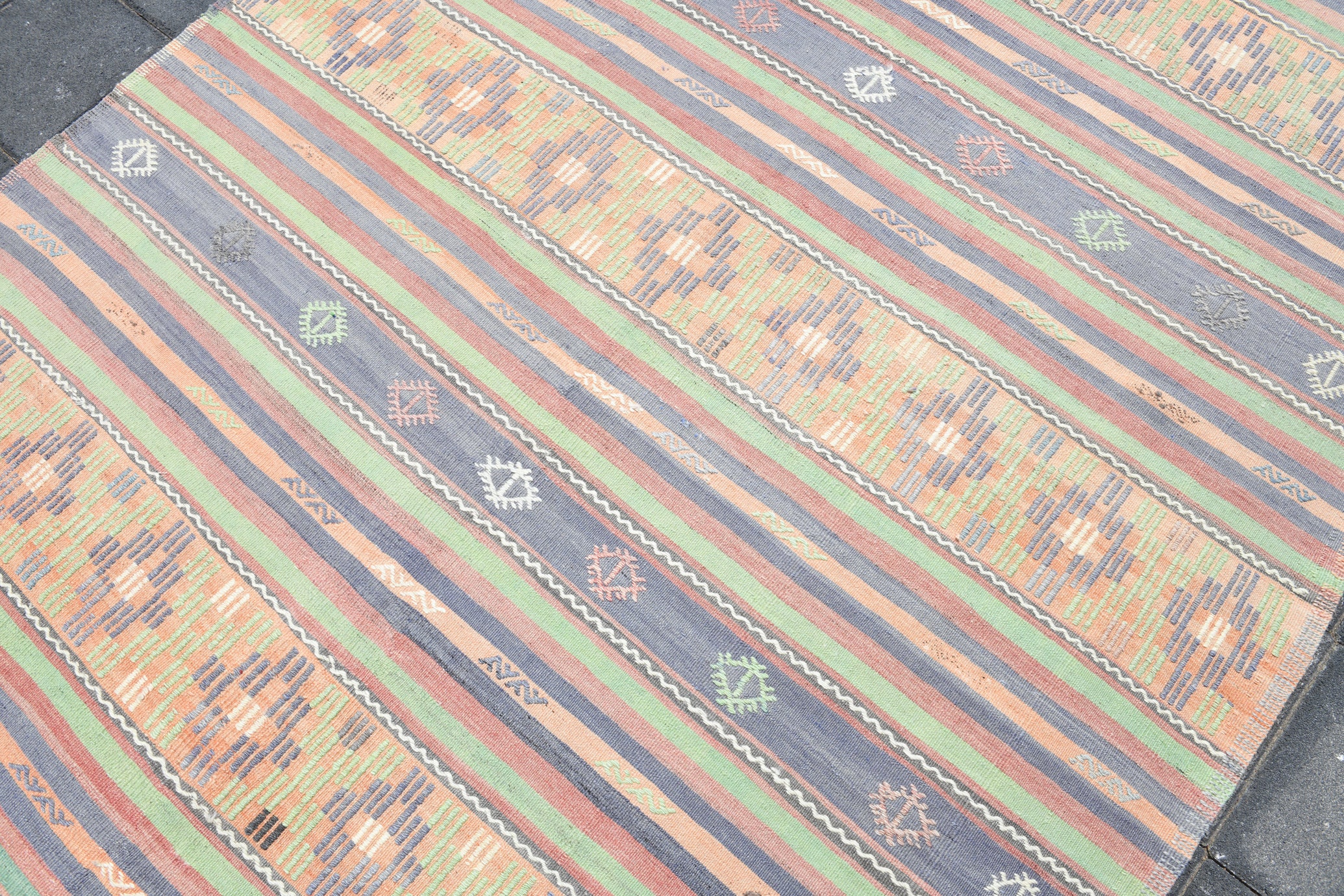 6x9 Turc Vintage kilim
