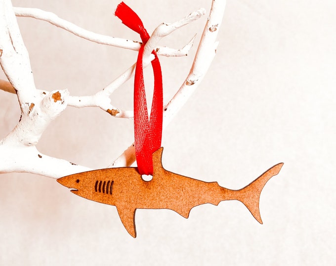 SHARK- Australian Animal themed Christmas Ornament | Xmas | Christmas Tree Gift | Australian Native Animal ~ Decoration