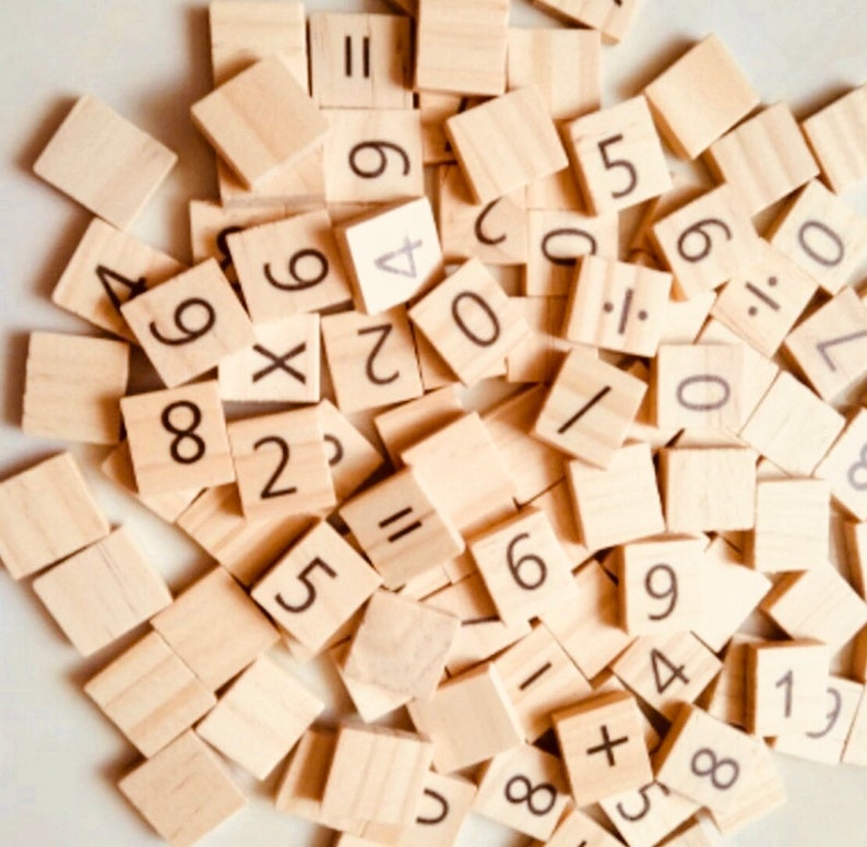 Набор букв для скрабл. 100 pieces. 100 pieces. Резинка для волос шарик. 100 pieces.