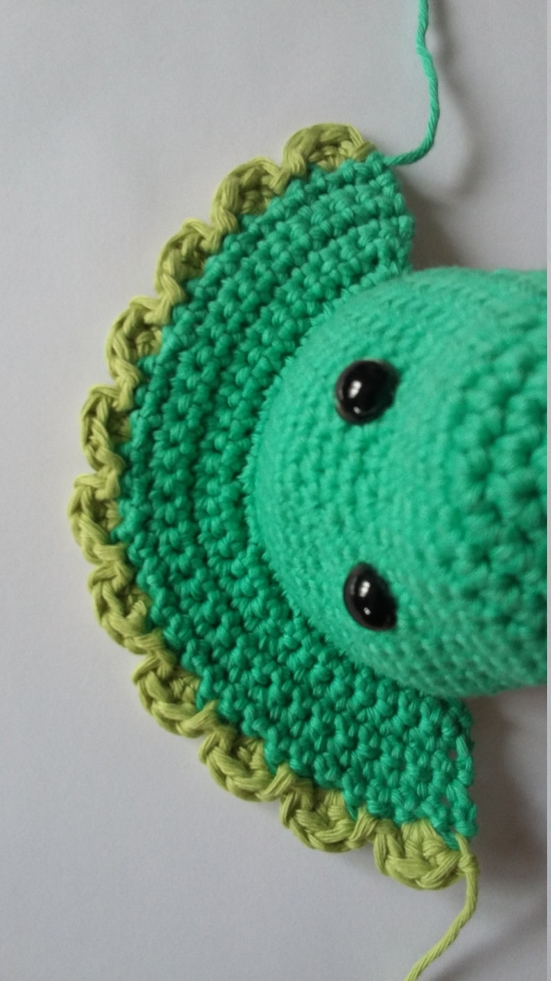 Daisy the Triceratops Dinosaur Hand / Glove Puppet Crochet Pattern image 2