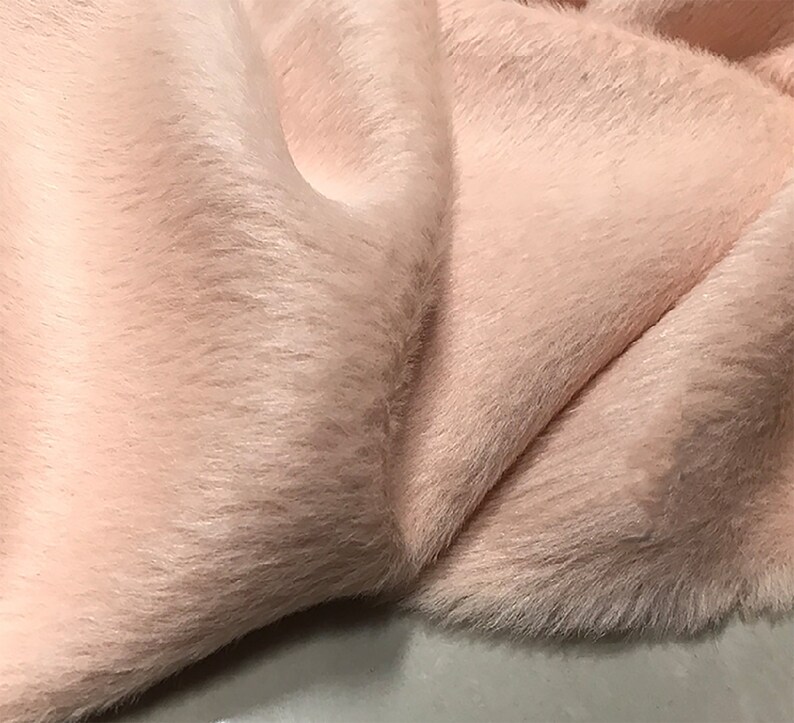 Imported. ON SALE Salmon Powder Long Hair 147 cm Wide Italian Alpaca Fur