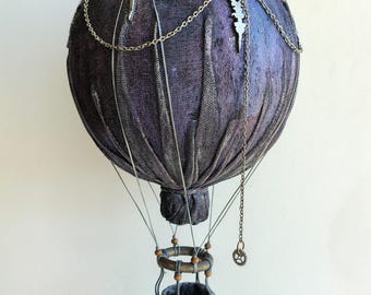 Modello di mongolfiera steampunk: decorazione viola
