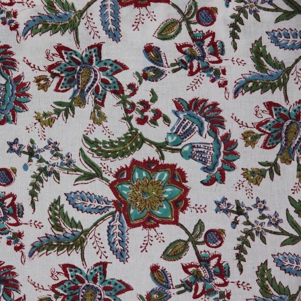 Tissu batik en voile de coton, coupon fleuri rouge pour couture. ET18