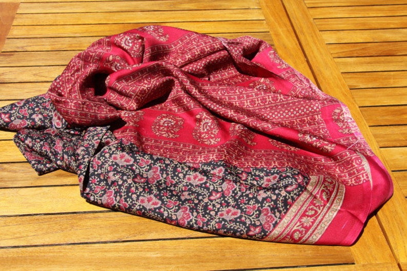 fabric coupon. Black saree with red flowers viscose sari