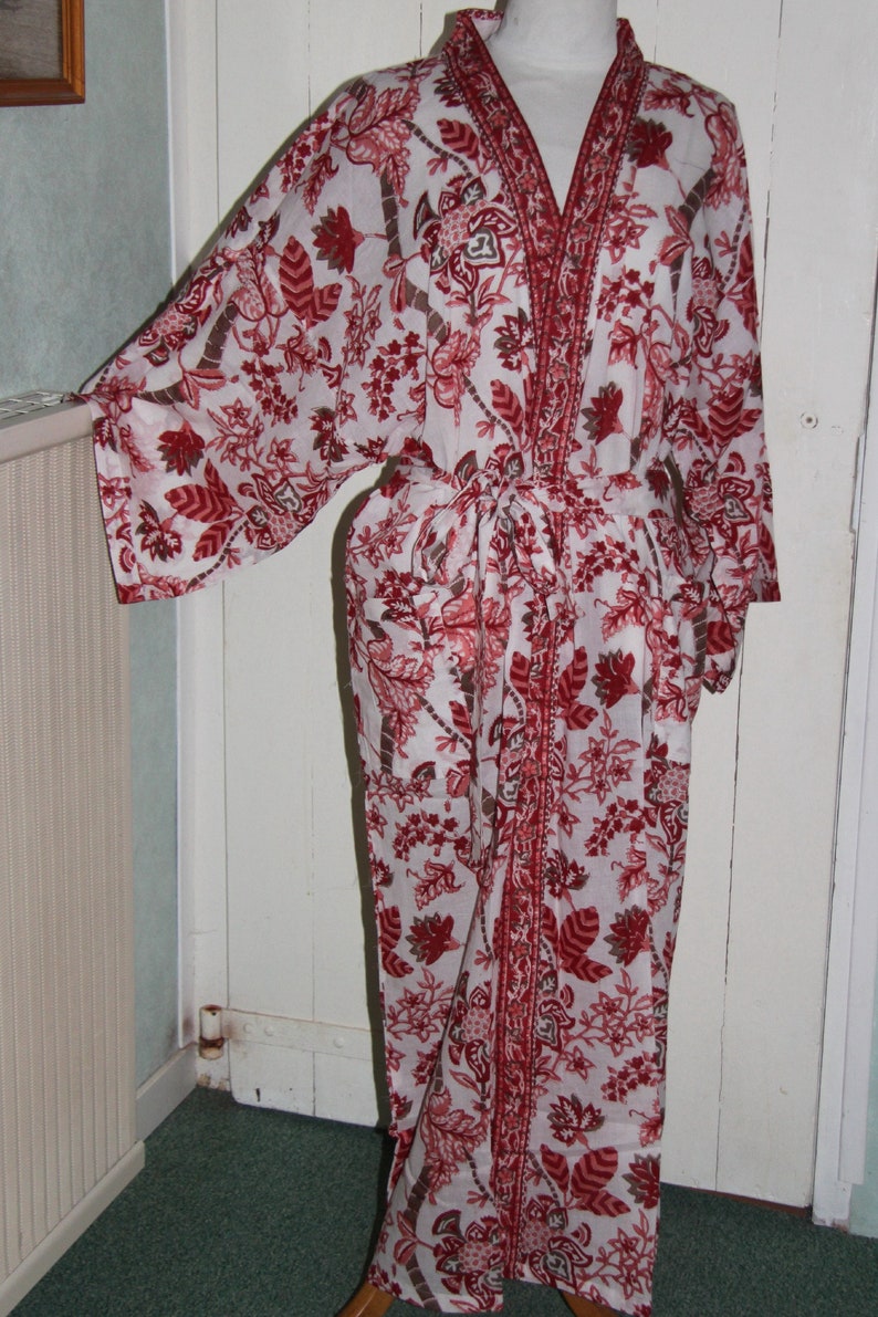 Indoor dress Bathrobe Dressing gown Kimono