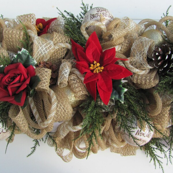 Navidad guirnalda manto guirnalda feliz cumpleaños Jesús Natural Crema Color imitación cedro, piñas, flores de Pascua, adornos de rosas del Faux