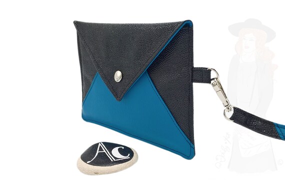 flat clutch bag