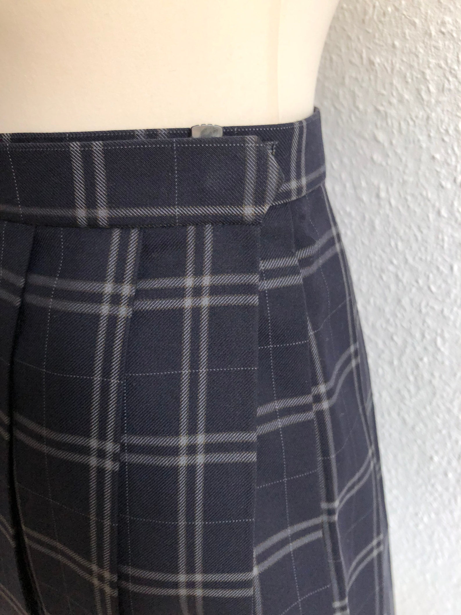 School uniform 50% wool checkered winter skirt in grey from | Etsy