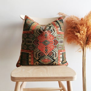 Luxury Dark Green Kilim Turkish Kilim Pillow Lumbar Pillow Cover 18x18 Boho Lumbar Pillow Kilim Pillow Velvet Decorative Pillow
