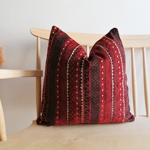 Dark Red Turkish Kilim Pillow Lumbar Pillow Cover 16x24 Turkish Boho Lumbar Pillow Kilim Pattern Large Pillow Velvet Decorative Pillow