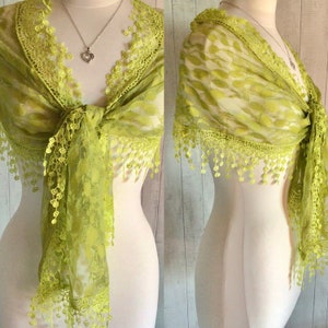 Lime Green Vintage Style Shawl/ Petite Green Lace Wrap/ Petite Lime Green Shawl/Green Downton Abbey Style Lace Shawl/Green Wedding