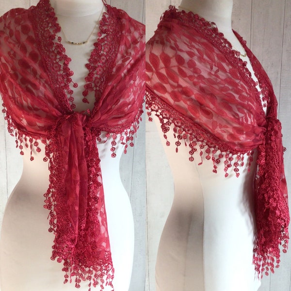 Lace Shawl/ Petite Red Lace Wrap/ Petite Lace Shawl/Red Downton Abbey Style Lace Shawl/ Red Wedding Shawl / Vintage Style Lace Shawl