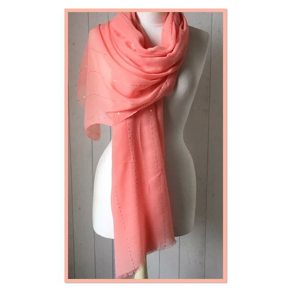Coral shawl for wedding 2025