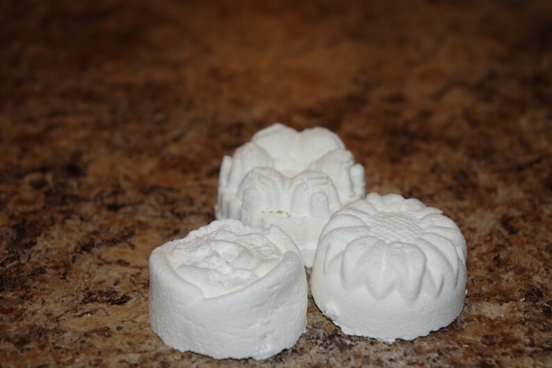 Bath BombsBaking Soda Citric Acid Witch Hazel and Lavender Etsy