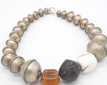 Necklace Fossil Shell/Antique Resin/Spindle Whorl/Berber Silver from Morocco/Unique TRIBAL Jewelry