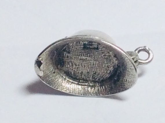 Sterling silver London Bobby Helmet police charm vintage # 528