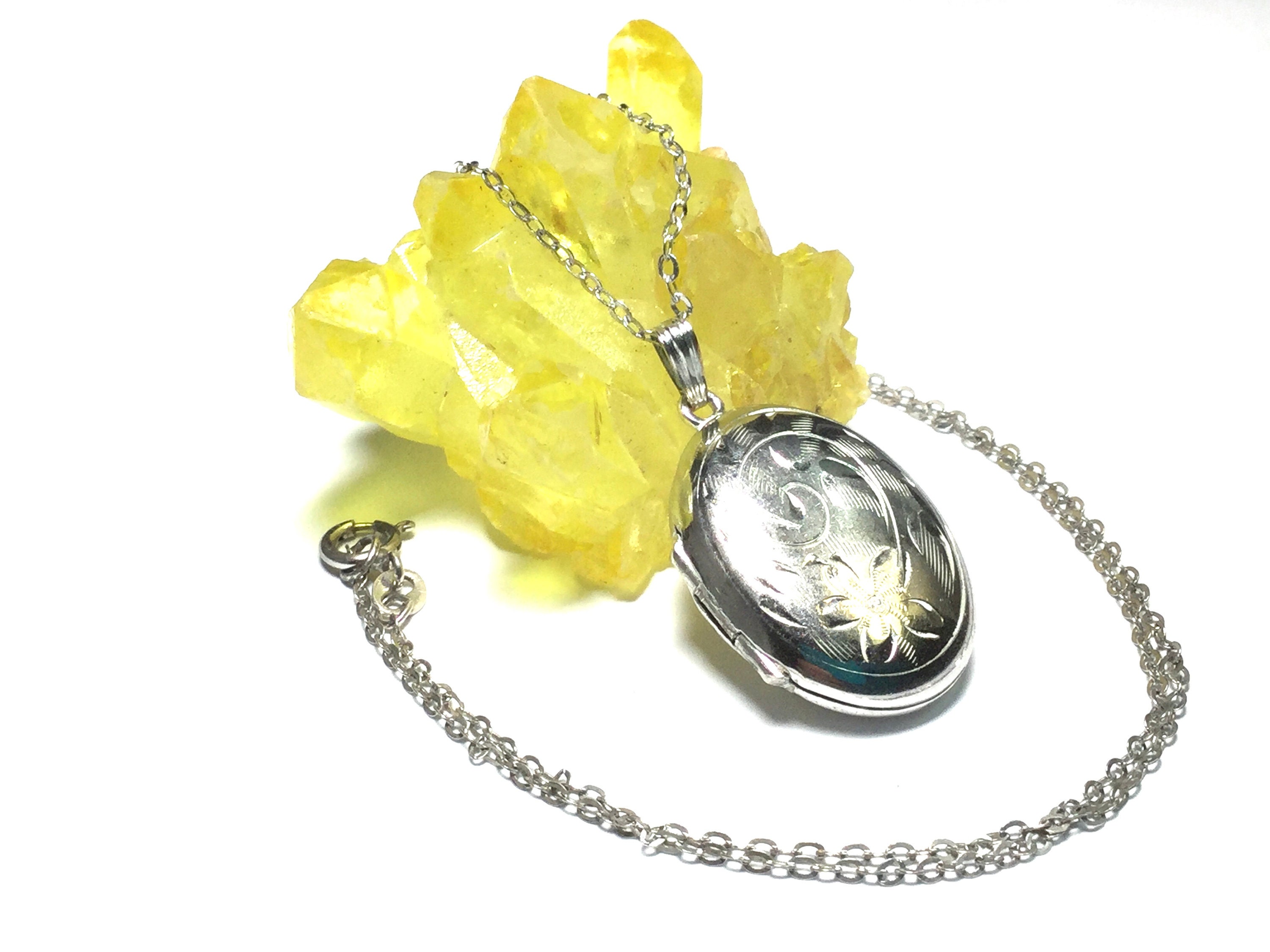 アクセサリー locket necklace silver / LORO locket necklace 01 SV｜LORO(ロロ)公式通販