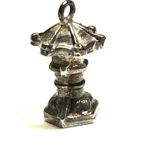 Sterling silver Chinese Pagoda vintage charm # 1823