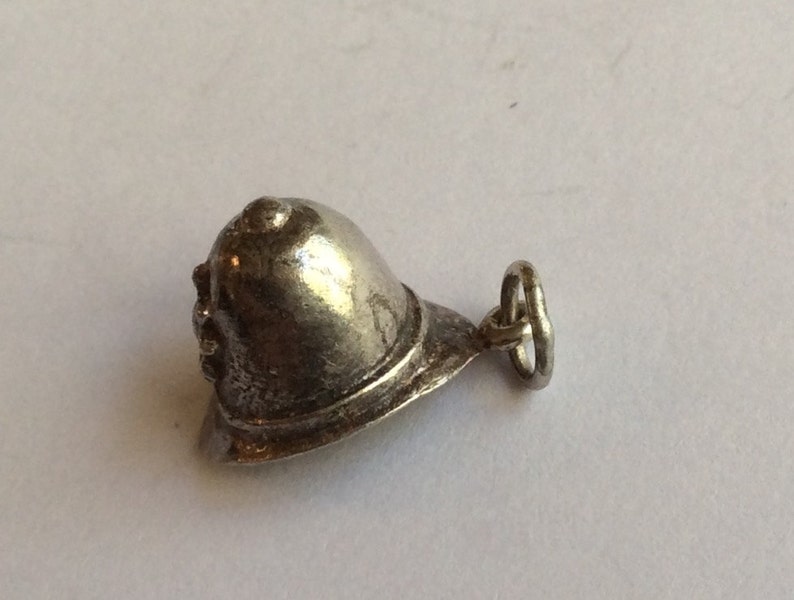 Sterling silver London Bobby Helmet police charm vintage # 528