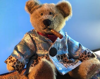 Stradivarius The Cigar Bear . Teddy Bear . Cigar . Cigar Bear