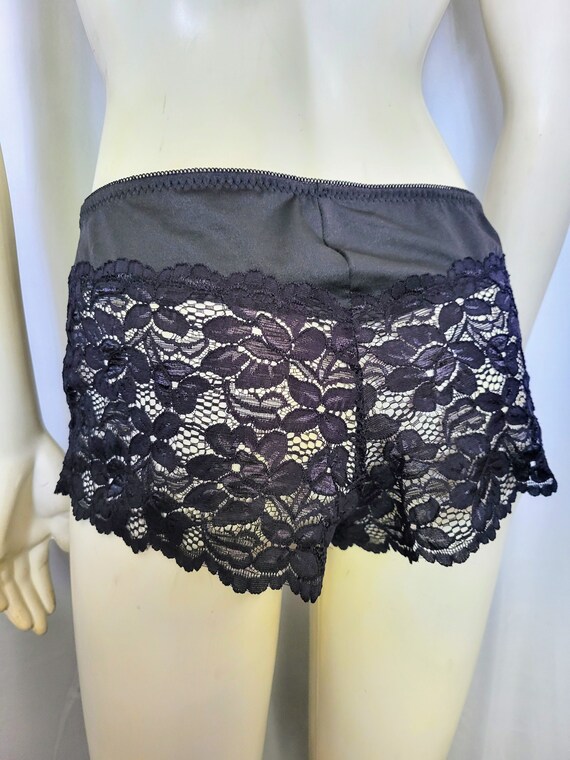 Size 1 X Luxurious Black Lace Pantie/Mini Shorts … - image 4
