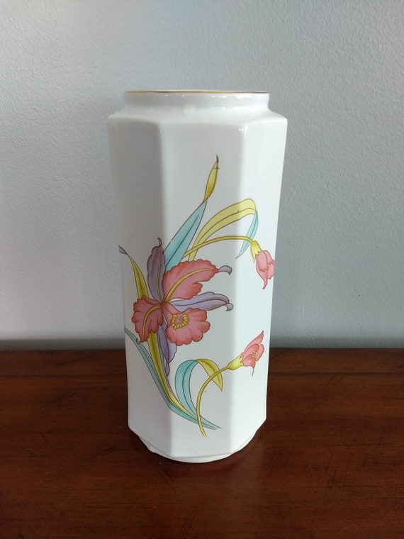 磁器手描きピンク花瓶/パステルピンクの花が描かれたコレクション用