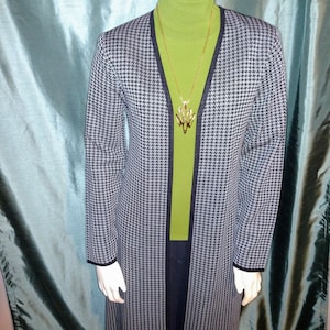 15% OFF/Luxury MISOOK Long Cardigan Jersey Knit Jacket/Classic Elegant Designer Jacket/Black Grey Hounstooth Print Cardigan/Size S/Nr.109