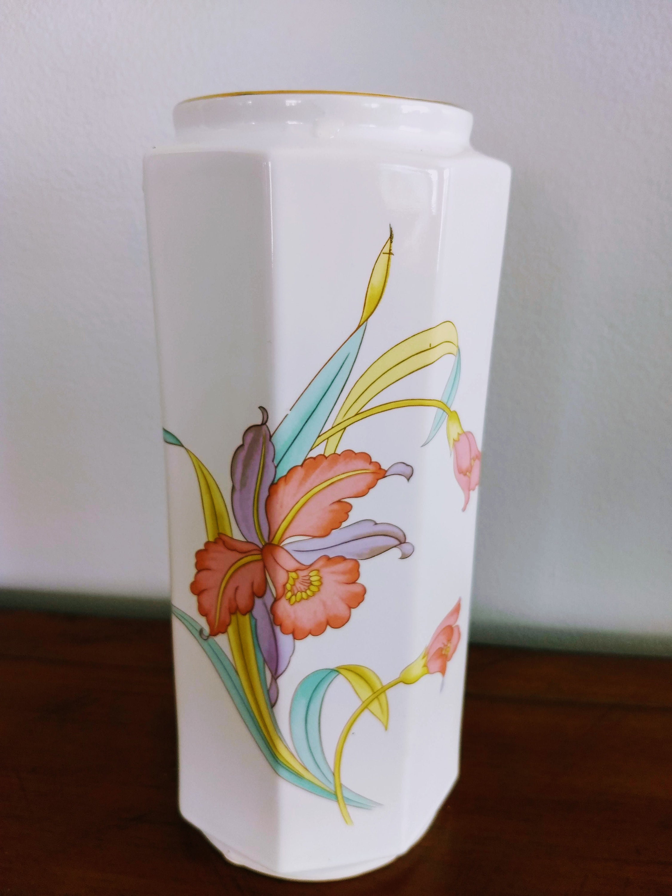 Porcelain Hand Painted Pink Flower Vase/collectible White Vase With ...