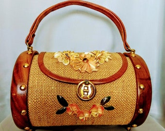 RARE FIND/Unique Barrel Cylinder Real Shells Décor Hand Bag/Vintage 50's One of a Kind Collectable Statement Wood Yuta Purse/Gift Ide/No.596