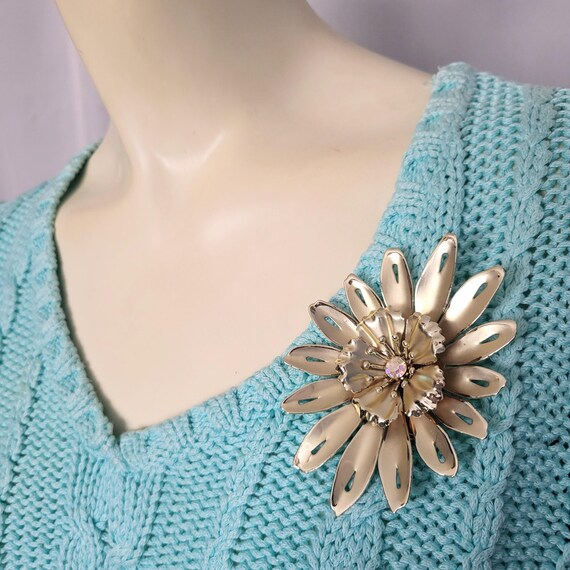 Clearine Marquise Oostenrijks kristal strass elegante bloemen broche voor dames smaragd-groen antiek goudtint, 2.5 x 2.7 inches, Kristal, Geen Edelsteen