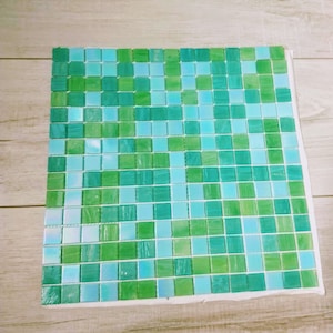 Iridescent Blue Green Glass Mosaic Tiles/Ocean Blue and Green Multicolor 12&quot;x12&quot;  Sheet Glossy Shimmer Backsplash Décor Kitchen Bathroom/577
